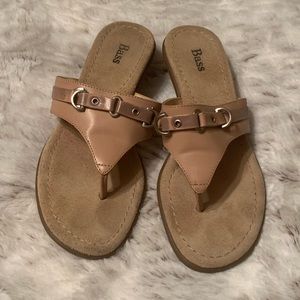 Bass flip flop sandals 5.5M